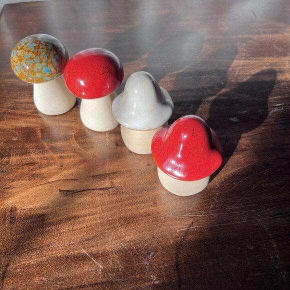 Ceramic mushrooms - Picture 5 of 6